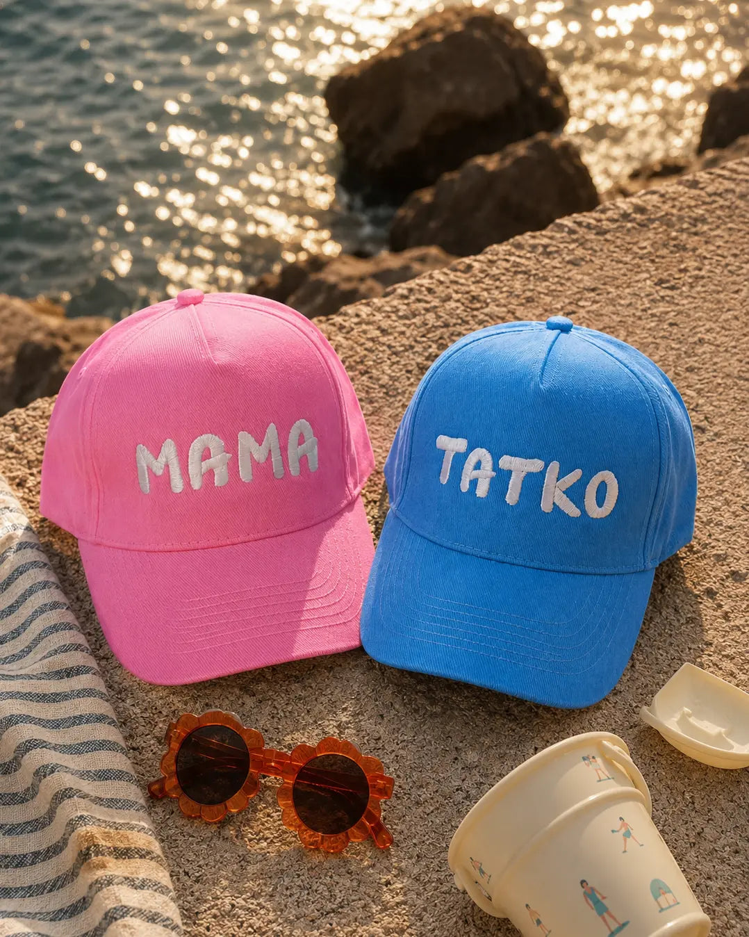 Комплект шапки с бродерия "МАМА" и "ТАТКО"